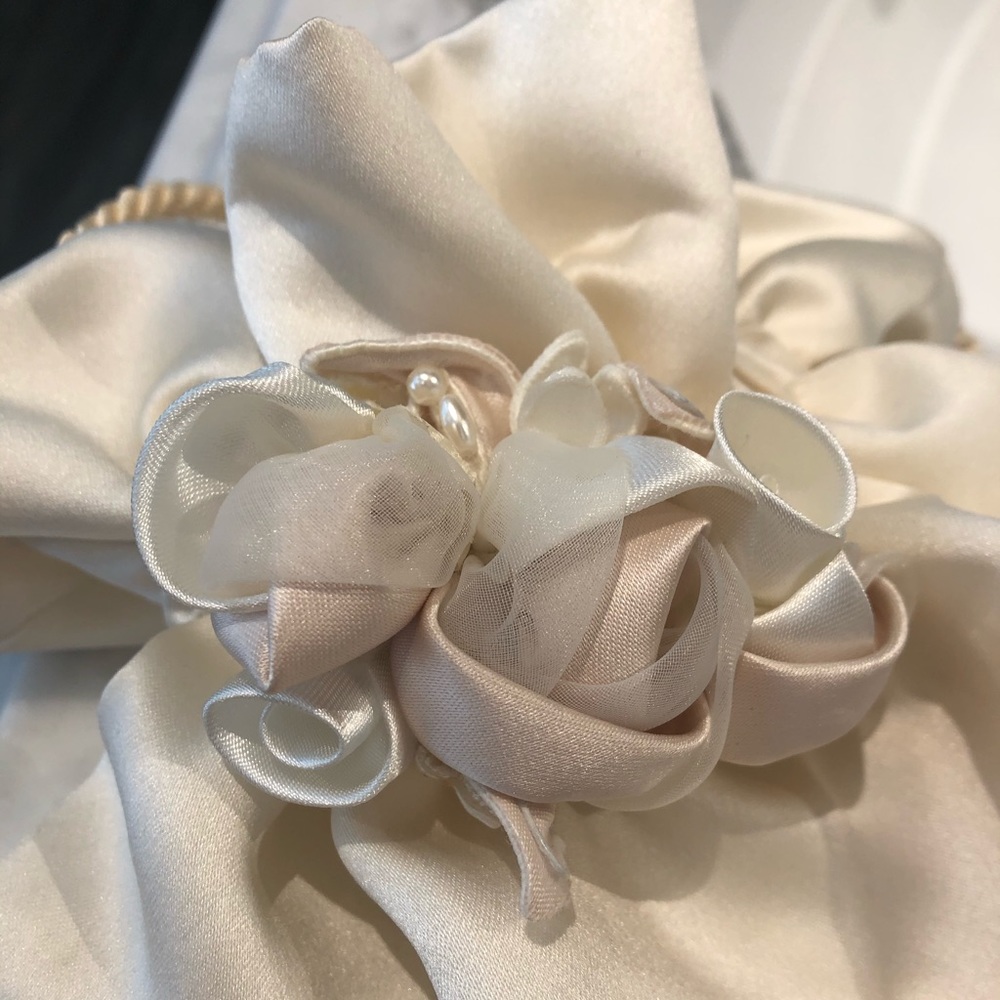 BRIDE’S BAG